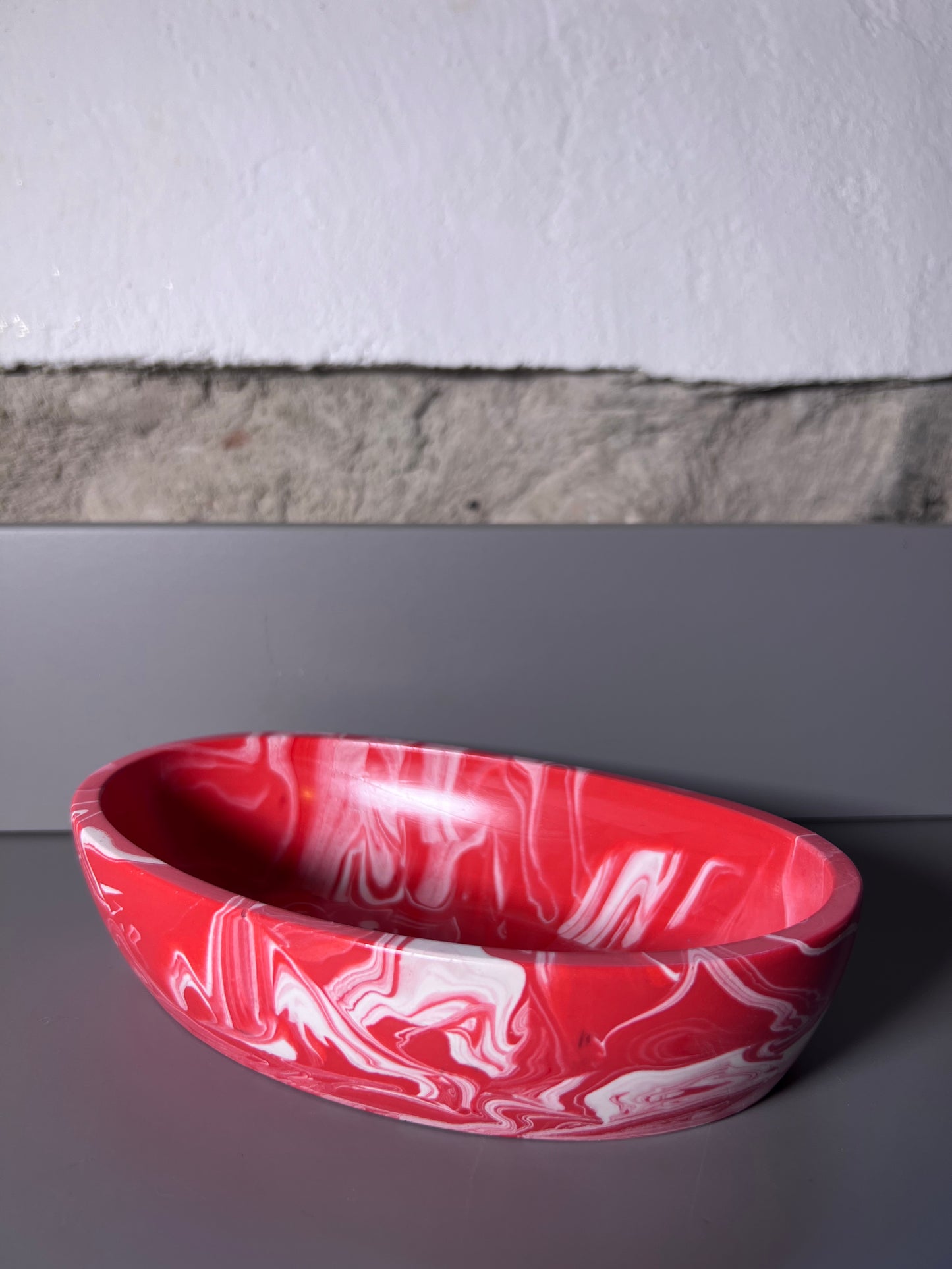 Red & white Marble Jesmonite Vessel Gift set