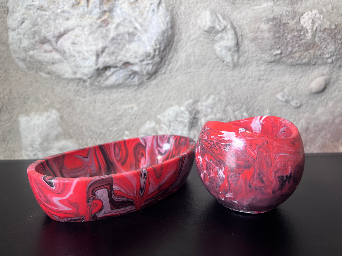 Jesmonite Vessel Gift set - Red, Black and White