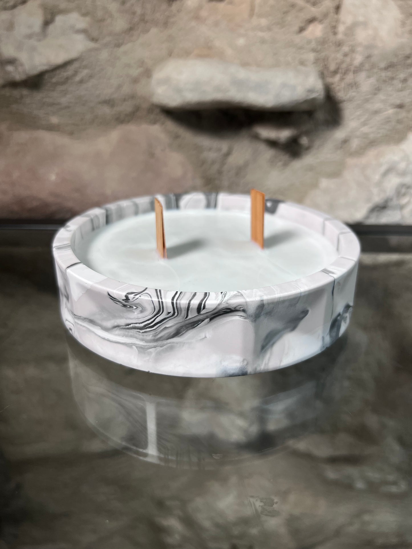 Marble Jesmonite Candle Supreme size - Grey