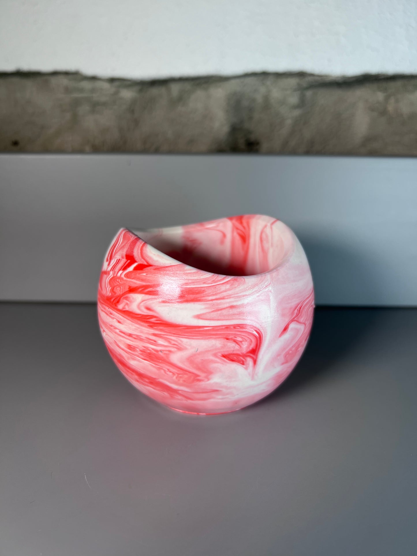 Red & white Marble Jesmonite Vessel Gift set