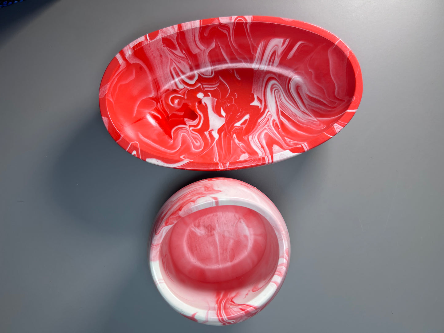 Red & white Marble Jesmonite Vessel Gift set