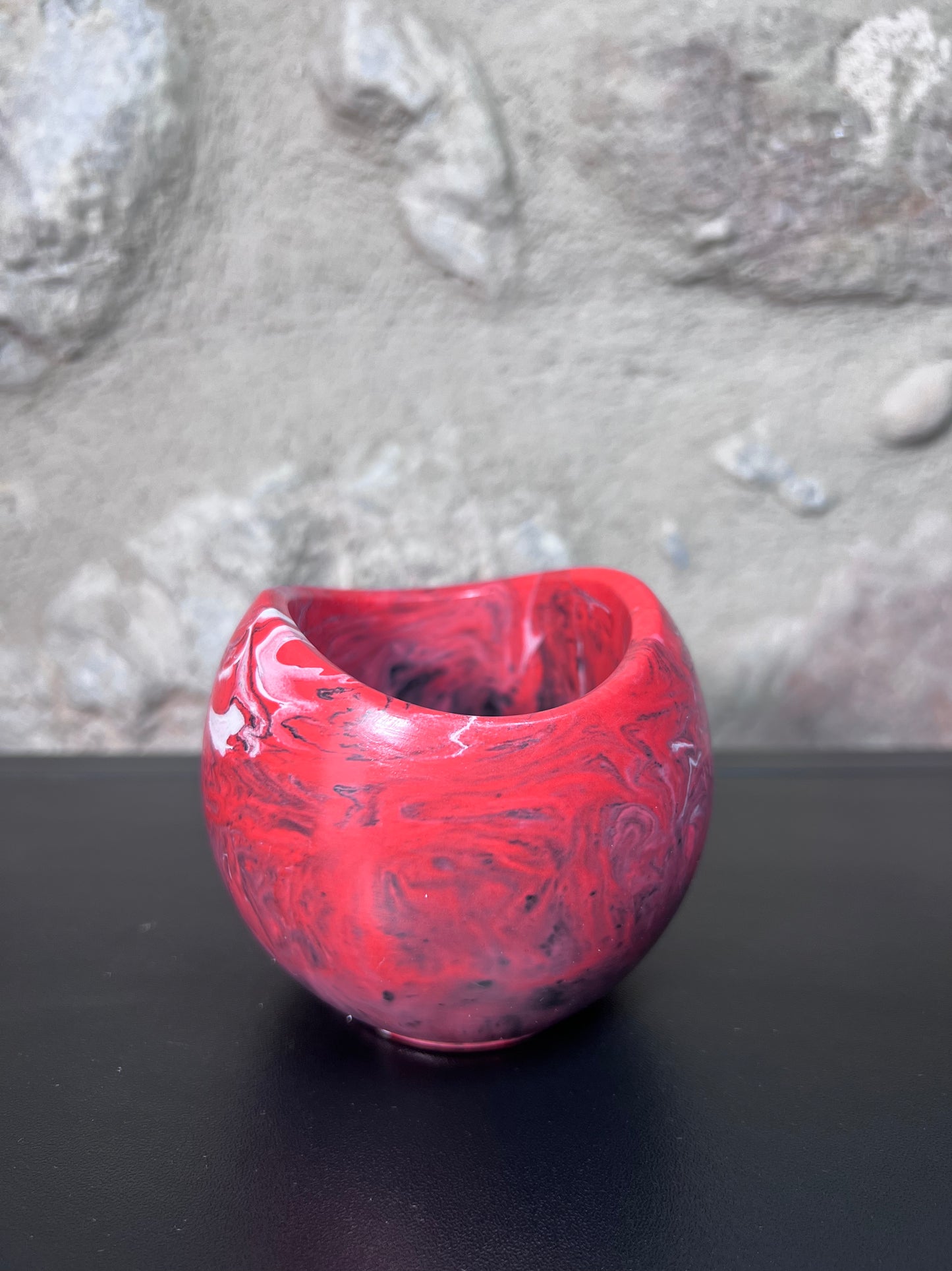 Jesmonite Vessel Gift set - Red, Black and White